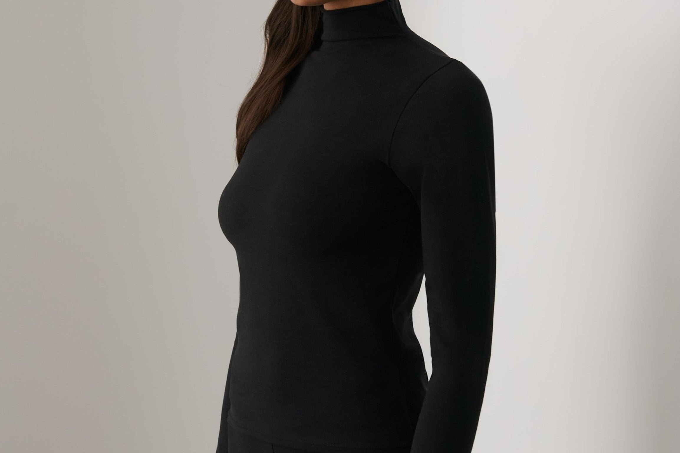 Base Long Sleeve Mock Neck