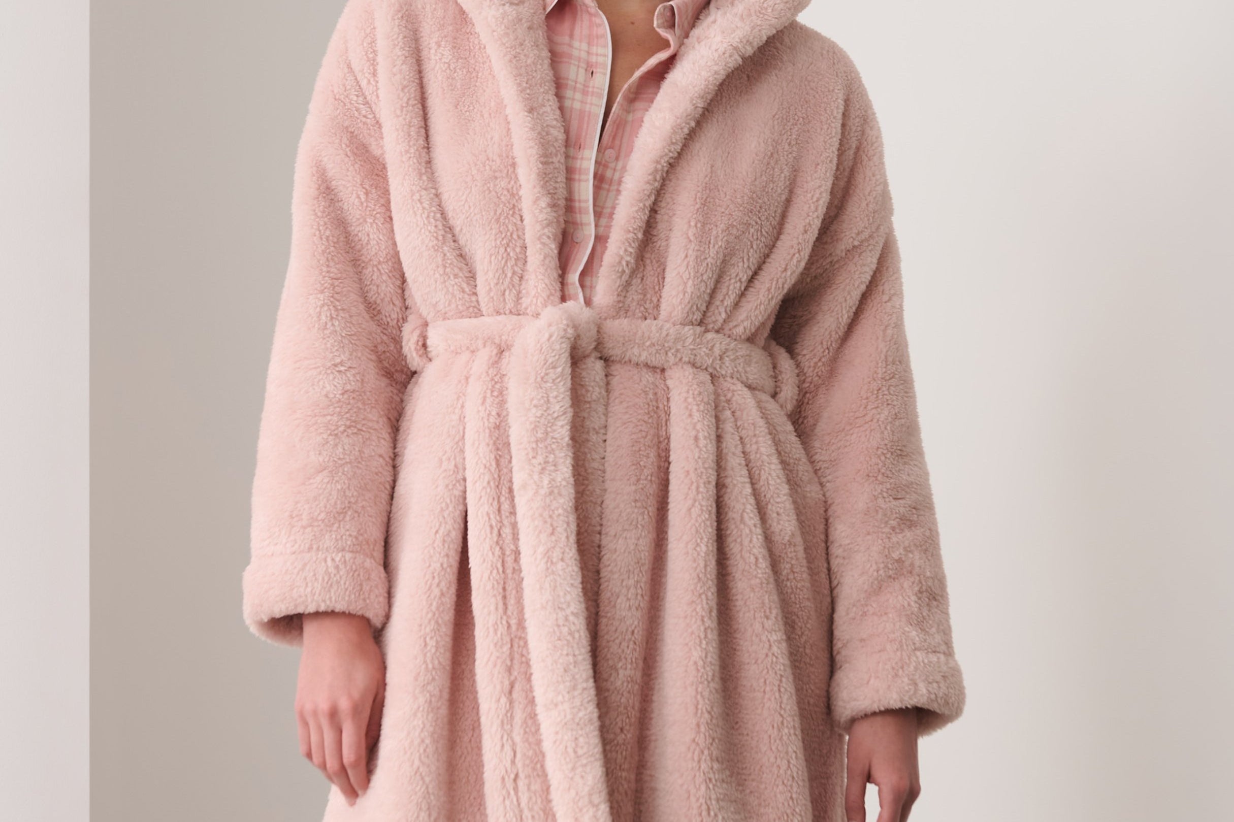 Wyleen Plush Robe