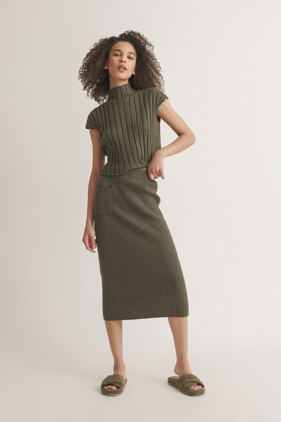 Malin Mock Neck Crop Tee