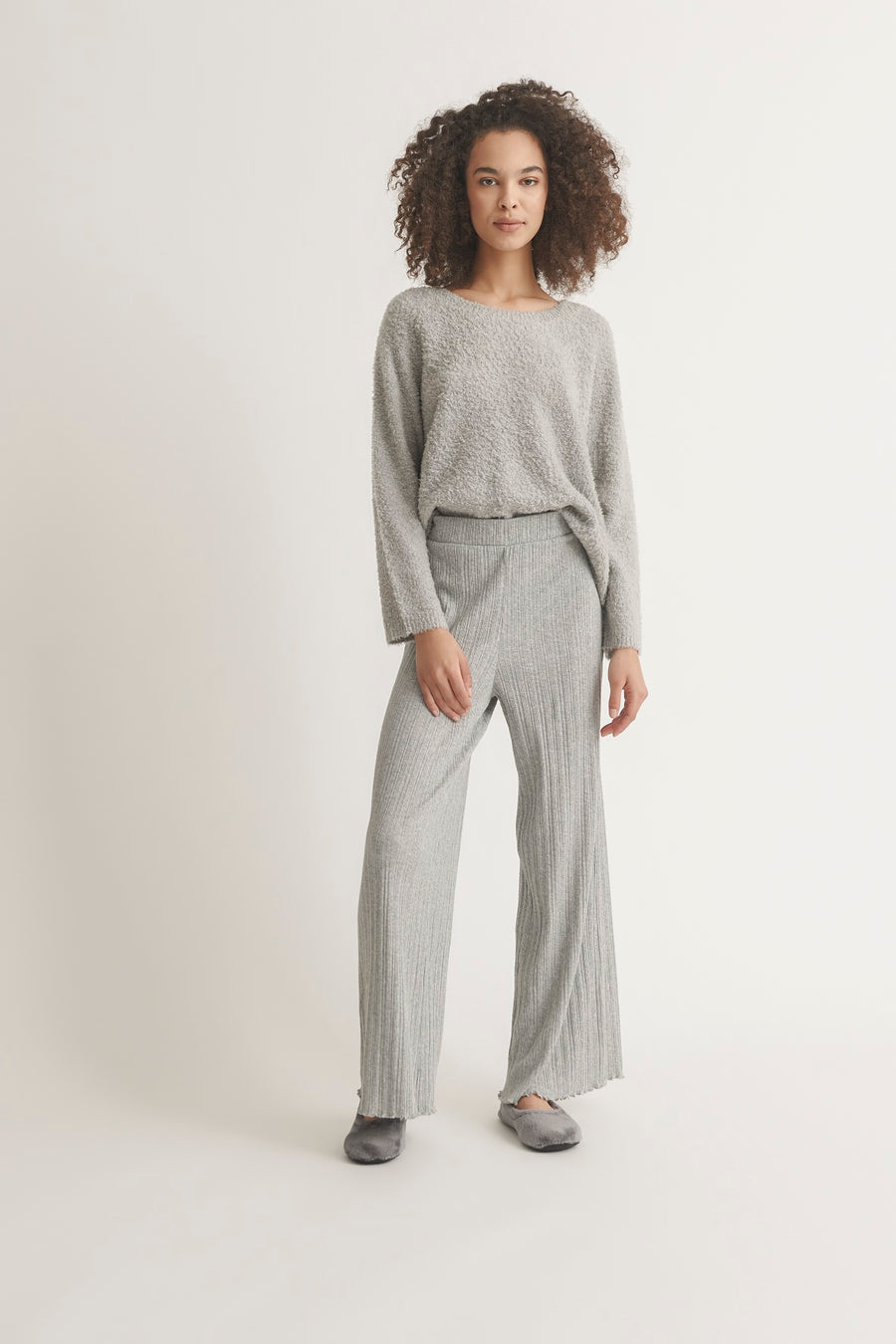 Scarlet Pullover